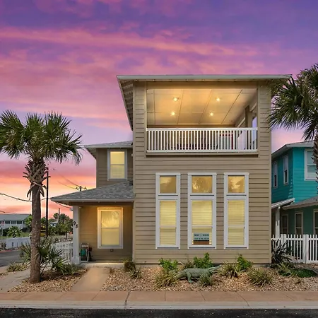 Palm Sun Daze Villa